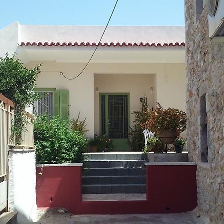 Danesi House Apartment Leonídion Exterior foto