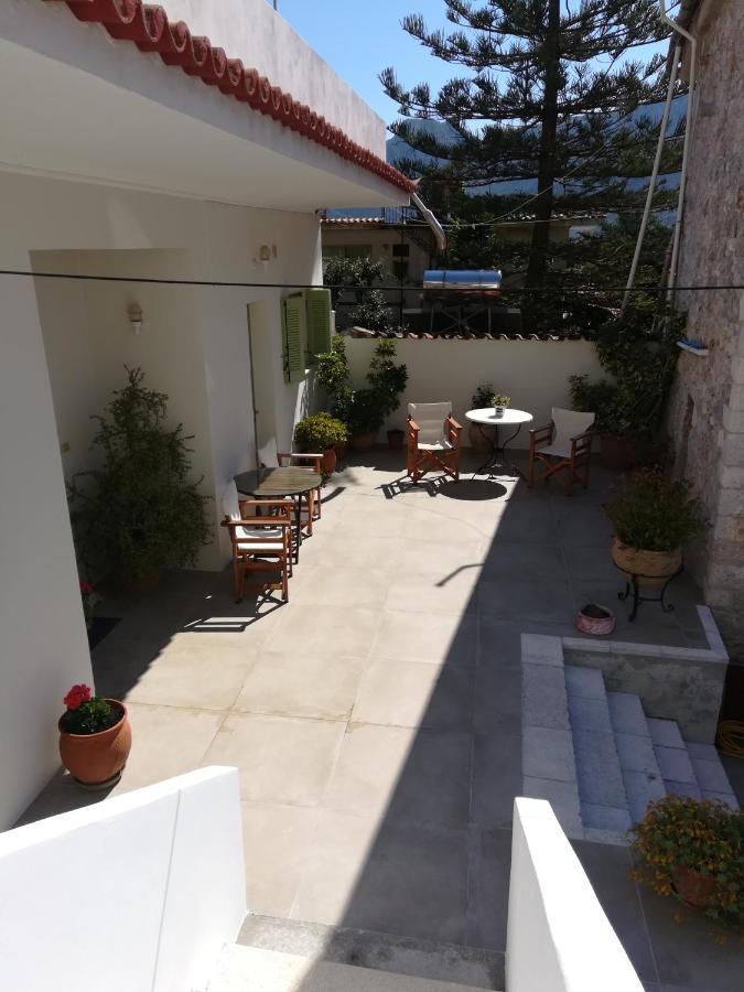 Danesi House Apartment Leonídion Exterior foto